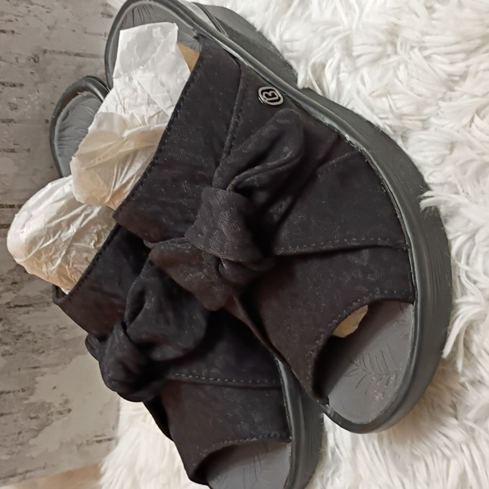 Bzees Smile Women's Sz 6 Sandals Shoes - Picture 3 of 6